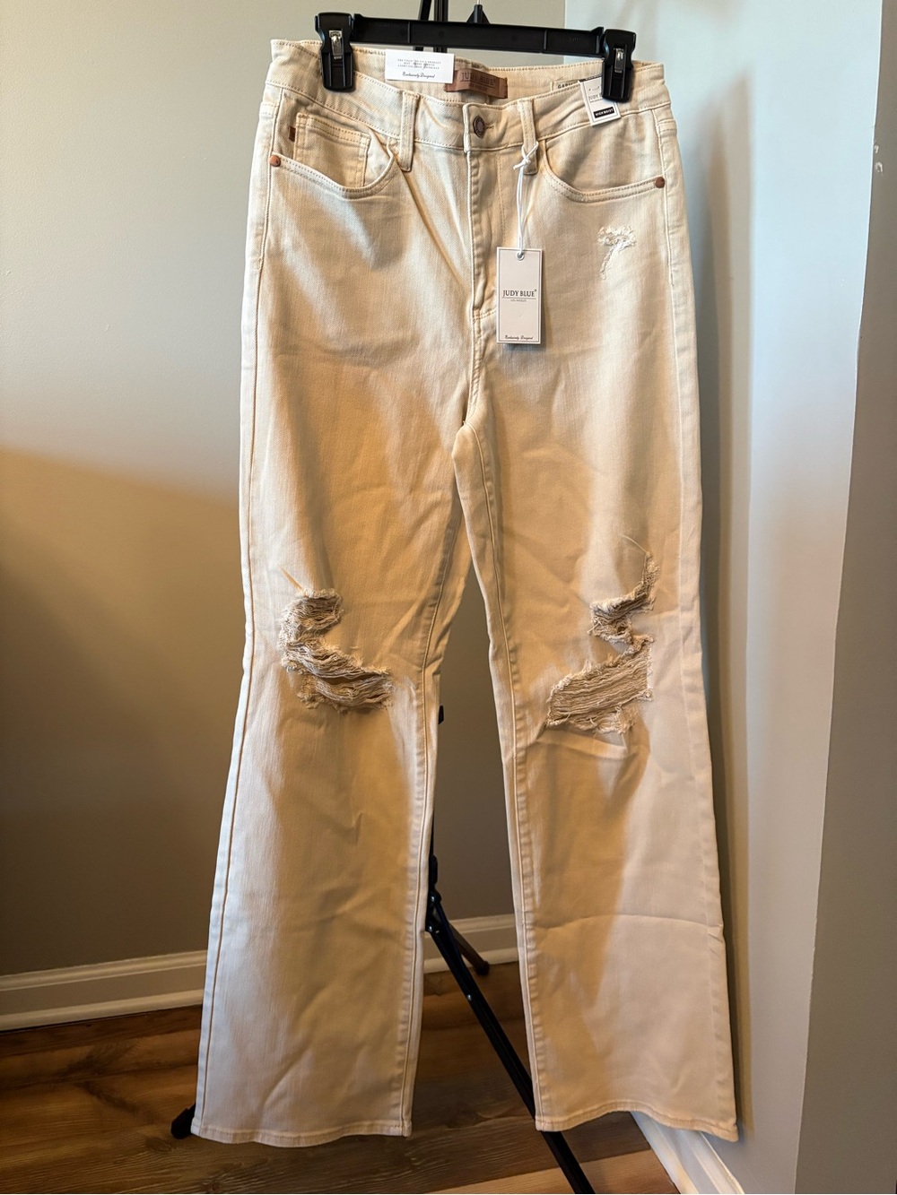 NWT Size 11 (30) Judy Blue Cream Distressed High Waist Jeans